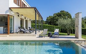 Villa Luna Nera By Interhome